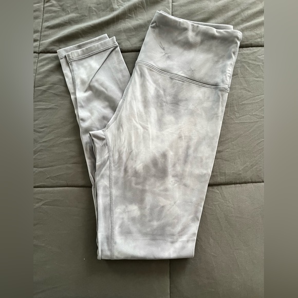 Curves and combatboots tie dye leggings - Picture 1 of 1